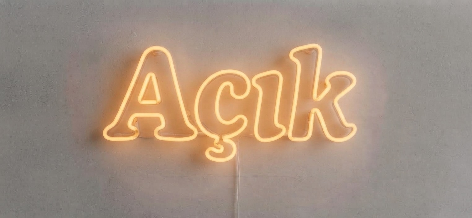 Açık / Kapalı Neon kullanım örneği